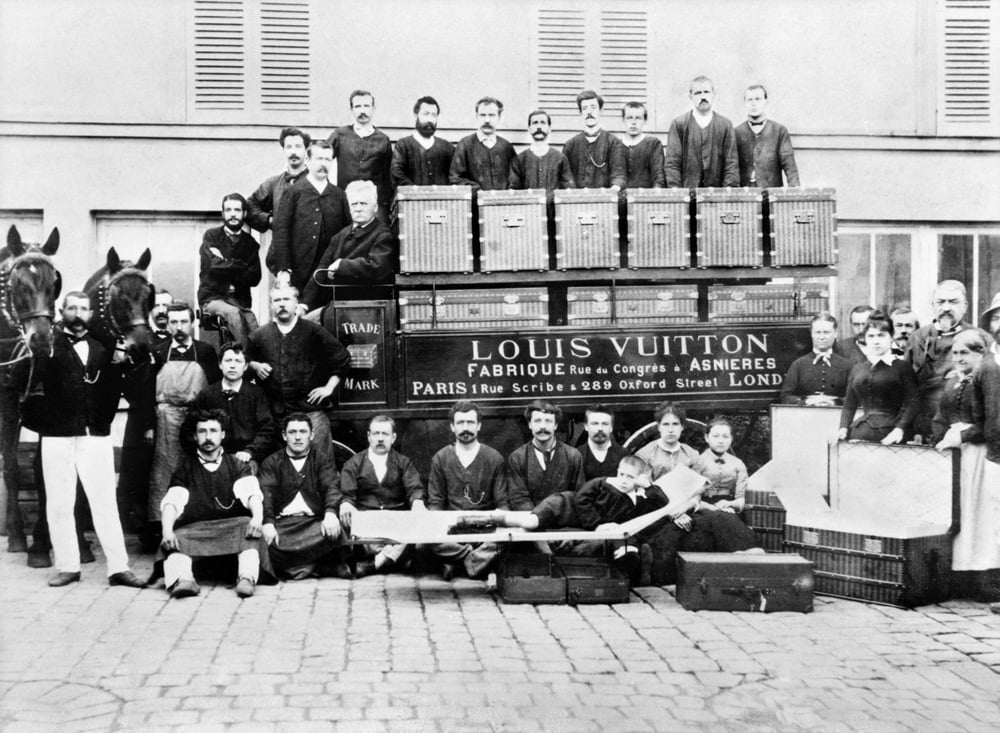Efsanevi Sandık Açılıyor: Louis Vuitton'un Doğuş Hikâyesi