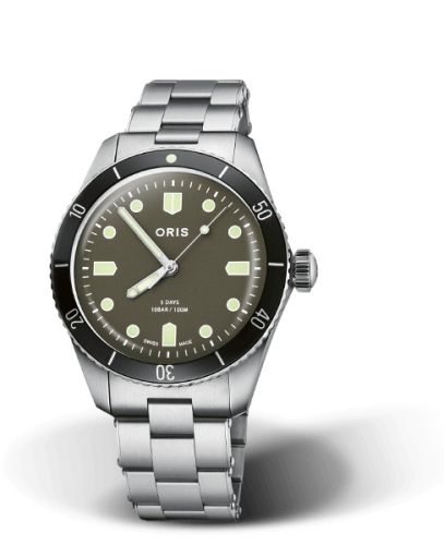 Divers Sixty-Five 38 Hodinkee Calibre 400