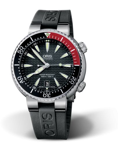 Divers Date Titanyum / Siyah / Kauçuk 44 mm