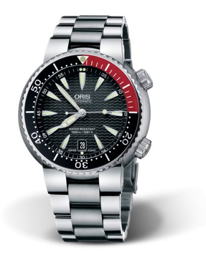 Divers Date Titanyum / Siyah / Bilezik 44 mm