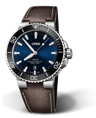 Oris Aquis Date 43.5 Paslanmaz Çelik / Mavi / Calf, referans 01 733 7730 4135-07 5 24 10EB