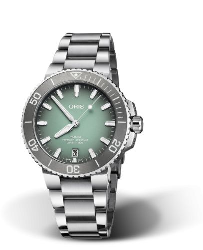 Oris Aquis Date 39.5 Paslanmaz Çelik / Yeşil / Bilezik, referans 01 733 7732 4137-07 8 21 05PEB