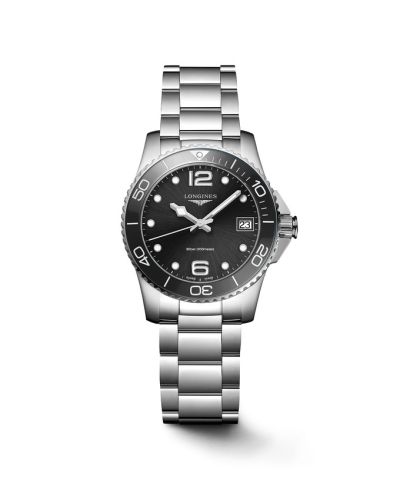HydroConquest 32 Quartz Paslanmaz Çelik / Siyah / Bilezik
