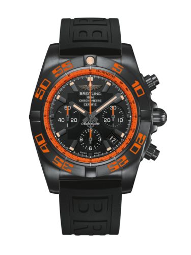 Breitling Chronomat 44 Siyahsteel / Raven / Kauçuk 43.5mm, referans MB0111C2.BD07.153S